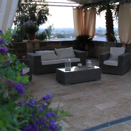 Couette-café Bella Vista 3*