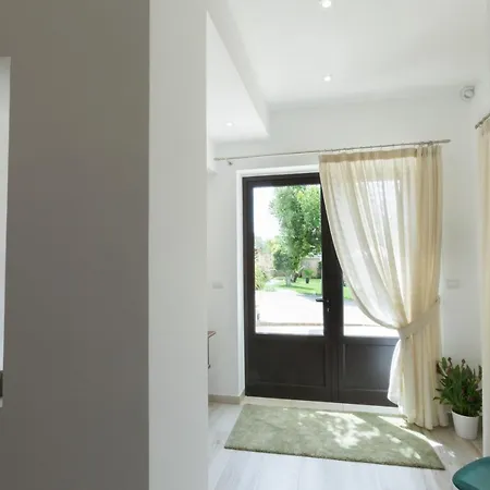 Bella Vista Bed & Breakfast Matino