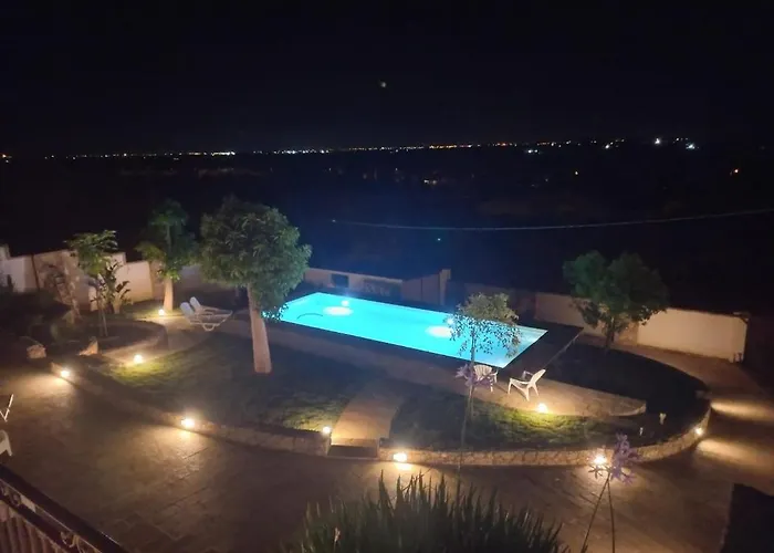 Bella Vista